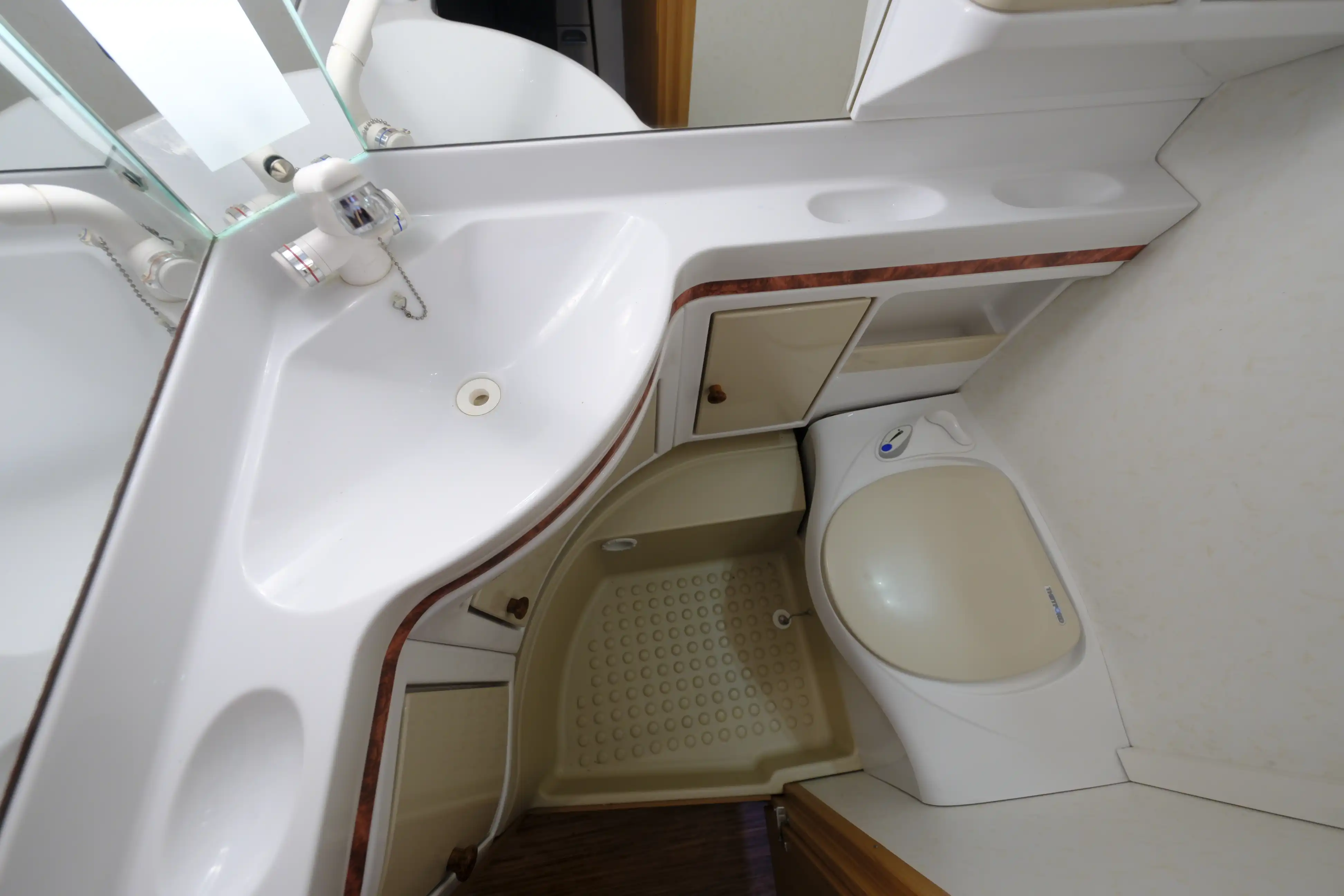 HOBBY DeLuxe 490 UL